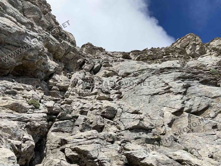 Връх Митикас в Олимп покорен за юбилея на Алпийския клуб в Хасково