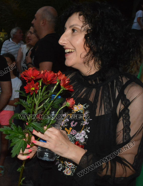 Цвят, светлина и колорит в центъра на Хасково