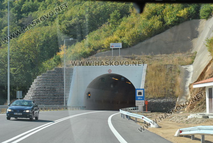 Влизаме в Гърция ограничено и  само с предварителен протокол