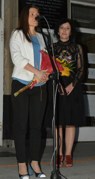 Цвят, светлина и колорит в центъра на Хасково