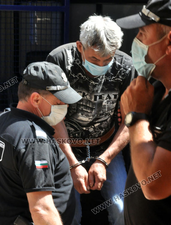 Петко пребил до смърт хазяйката си след скандал за загоряла наденица