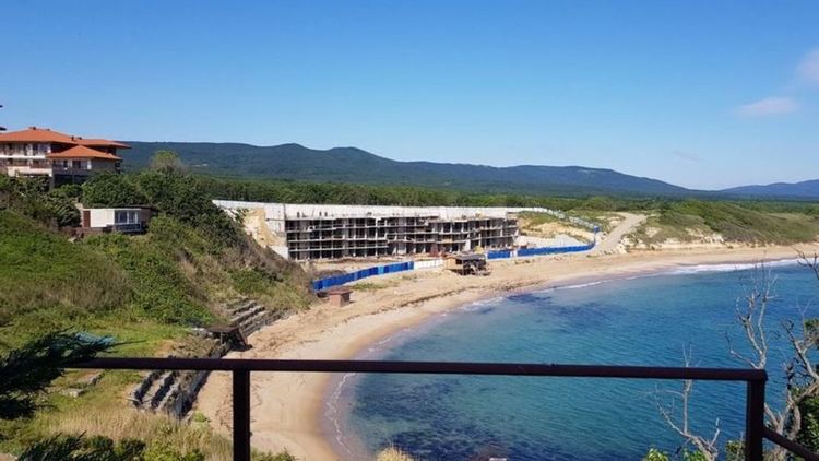 На Алепу по начало се сторял курортен комплекс, не подпорна стена