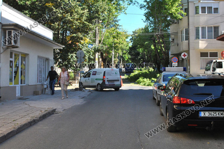 Поетапно затварят и отварят ул. „Г. Кирков„ днес заради санитарна сеч