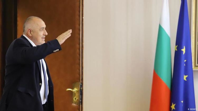 Борисов като котката на Шрьодингер