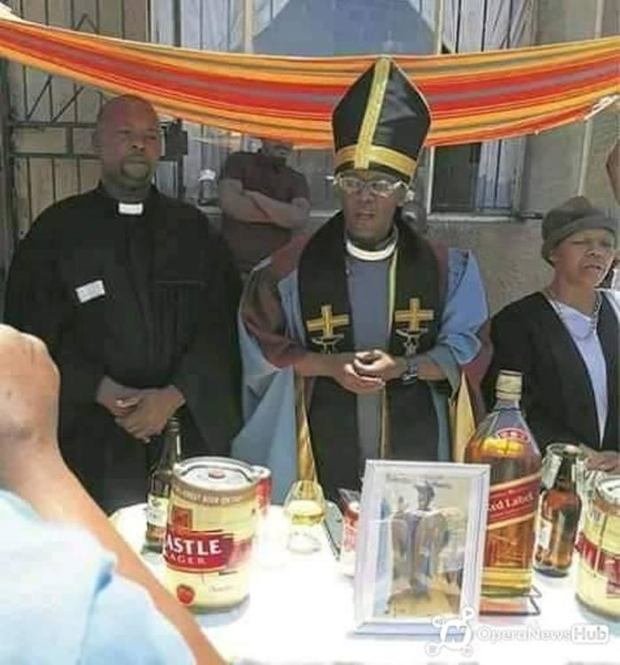 Южноафриканската църква на къркачите има проблеми заради Ковид-19, но не и с алкохола