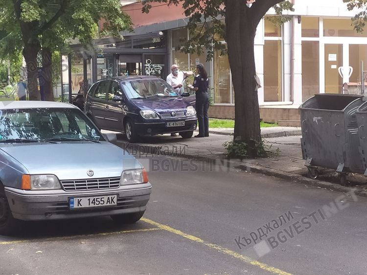 Паркирането в Кърджали се превръща в кошмар, 270 глобени през май въпреки намаления трафик