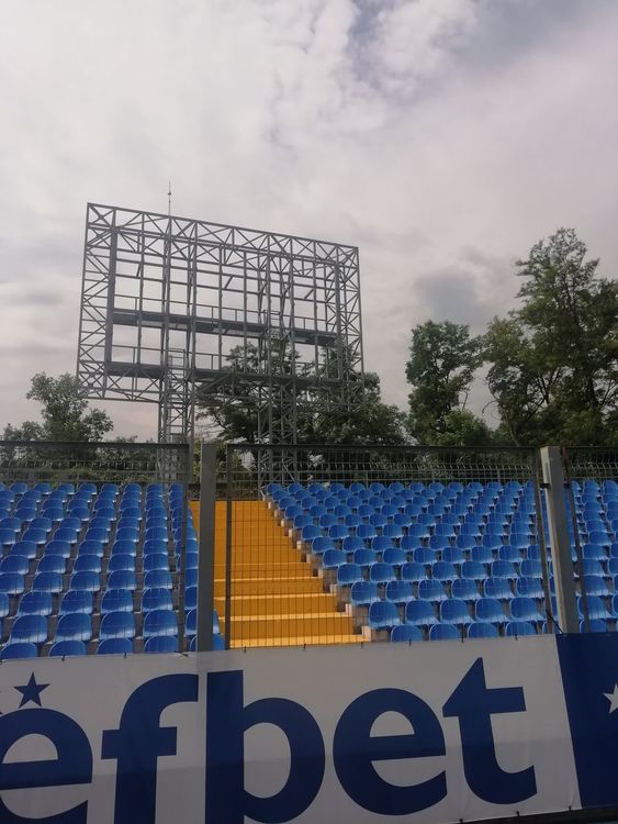 Никола Чанев инспектира ремонта на Арена "Арда",следи как се харчат парите от правителството