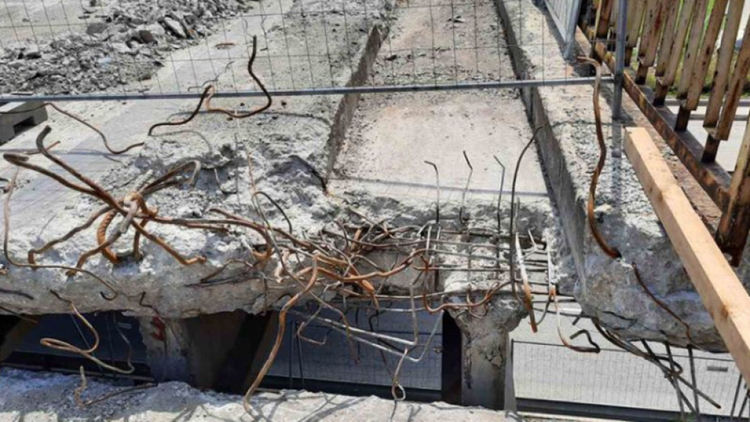 Завършени са 90 процента от демонтажните дейности на надлез "Иван Вазов" в Перник