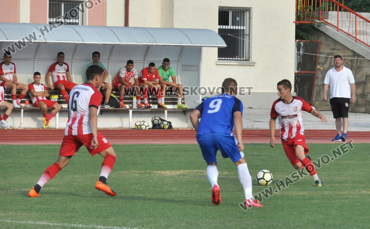 Футболистите на Хасково победиха “Гигант” с 3:1 на “Ямача”