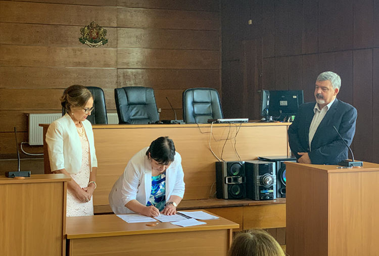 Новият председател на Окръжен съд – Кърджали Веселина Кашикова встъпи официално в длъжност