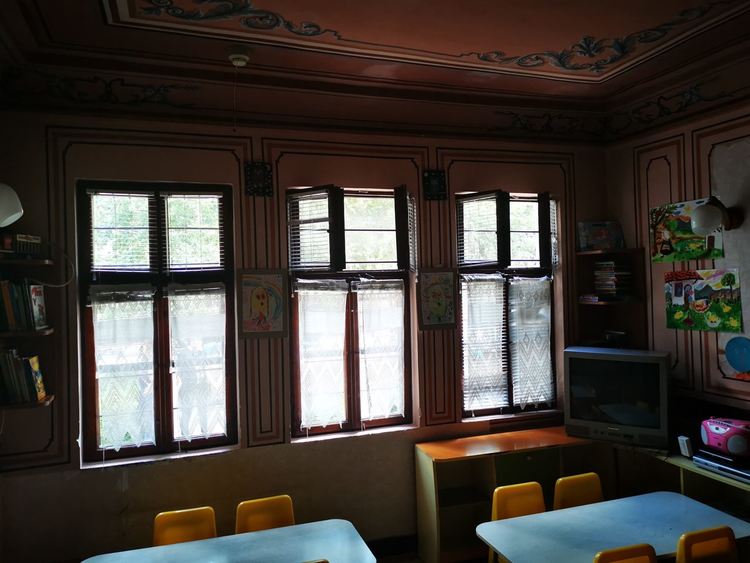 Местят Детската градина по изкуствата в училище „Кирил и Методий“