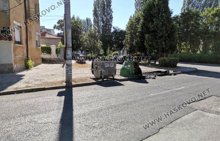 Изгоряха още три контейнера за разделно събиране на отпадъци в Хасково