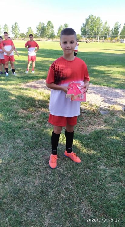 Стойчо Стоилов и ген.-майор Явор Матеев изненадаха футболистите на "Първомай 2020"