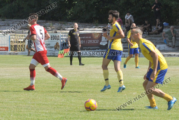 Футболистите на „Хасково“ победиха "Димитровград" с 2:0