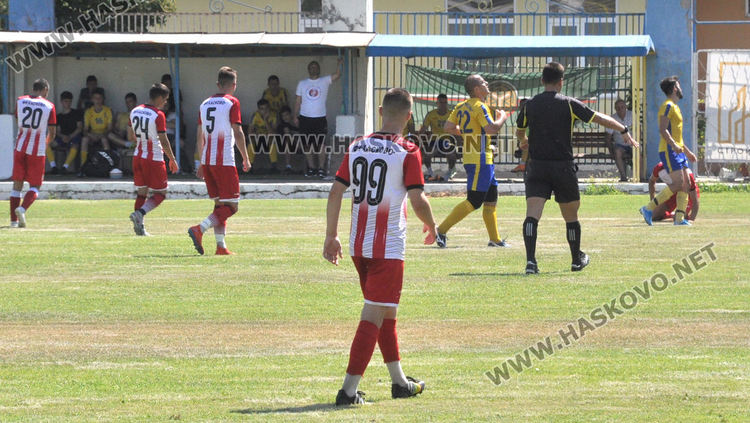 Футболистите на „Хасково“ победиха "Димитровград" с 2:0