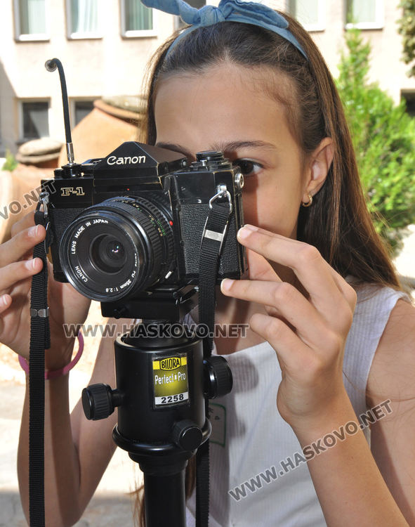 Хасковлии от миналия век се снимали на фона на пейзажи, за да изпъкват новите им дрехи