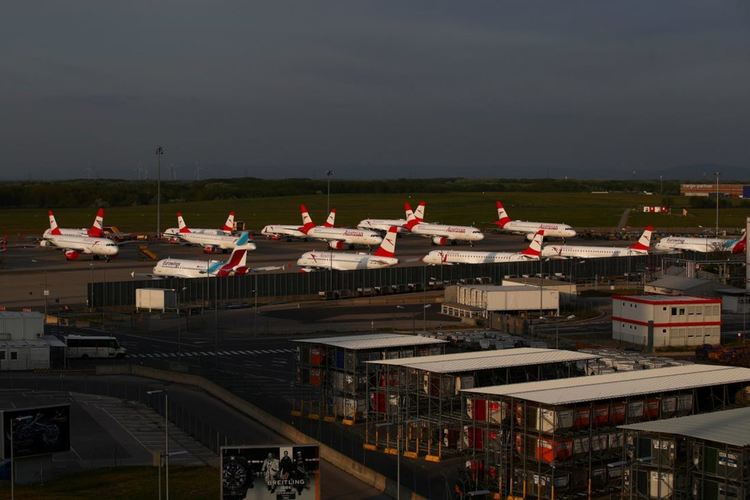 Австрия забрани пътническите полети от България