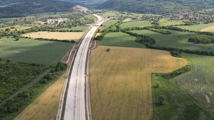 Селище с металургична дейност от Първото българско царство е разкрито на новоизграждащ се участък от АМ "Хемус"
