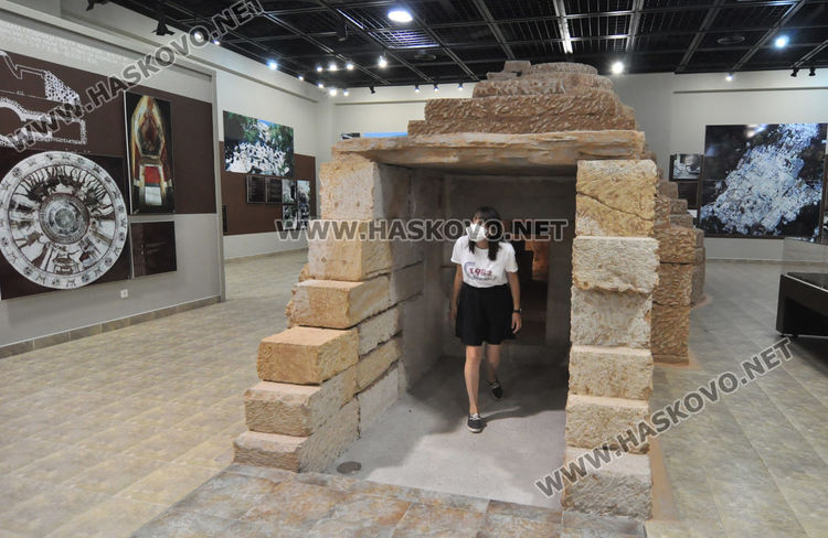 Туристите се завръщат в Александрово за посещение на уникалната гробница