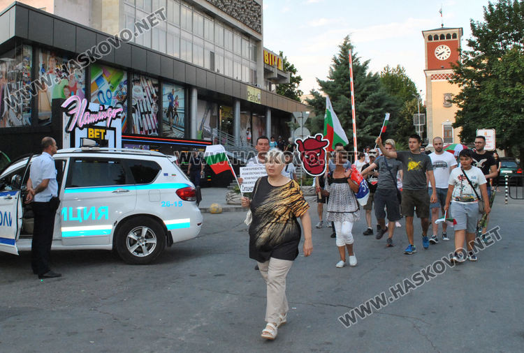 Протест в Хасково ще има до падане на правителството