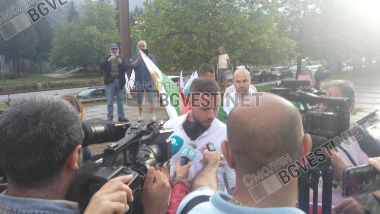 Смолянчани викаха "оставка" за правителството на Борисов