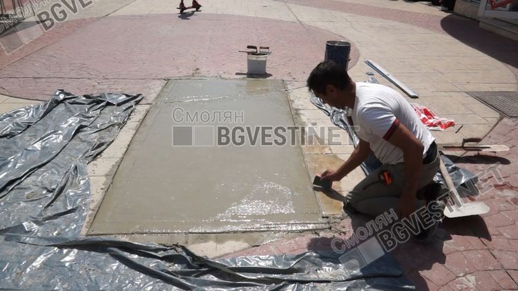 След репортаж на еТВ: Запълват прословутата дупка в стария център на Смолян