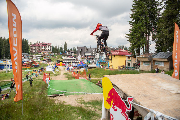 Пампорово прие голямо международно състезание през уикенда