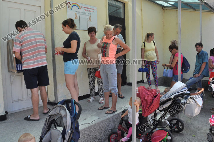 Фалстарт за новия доставчик на храна. Деца заспаха гладни