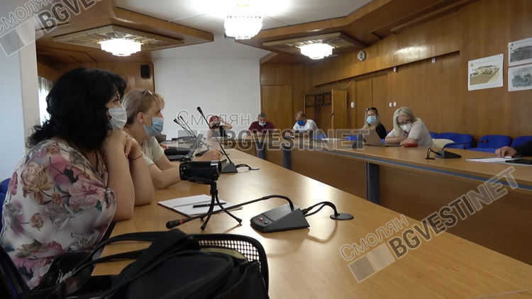 Само в Смолян не може да се направи ПСР тест по желание. Лабораториите били претоварени