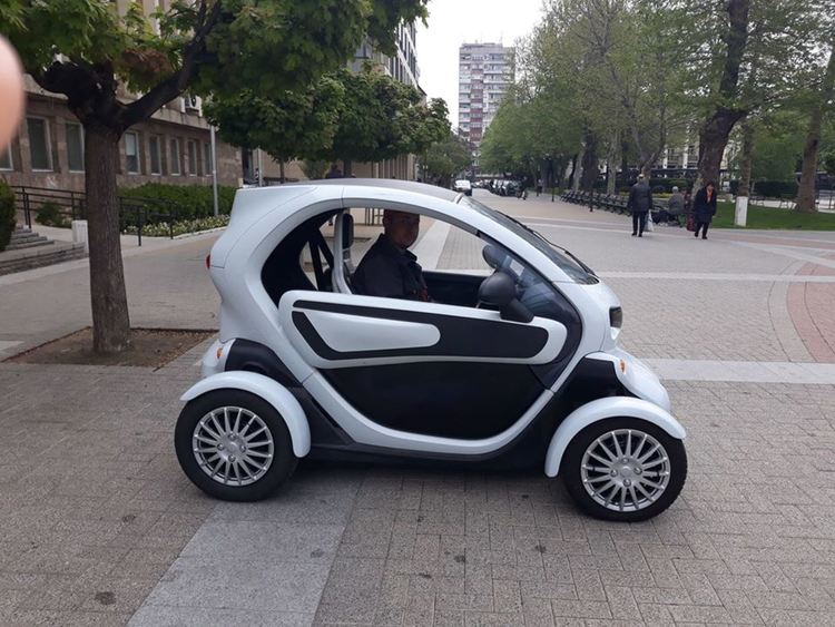 ПГТАТ „Н. Й. Вапцаров“ с първия в областта макет и симулатор на електромобили