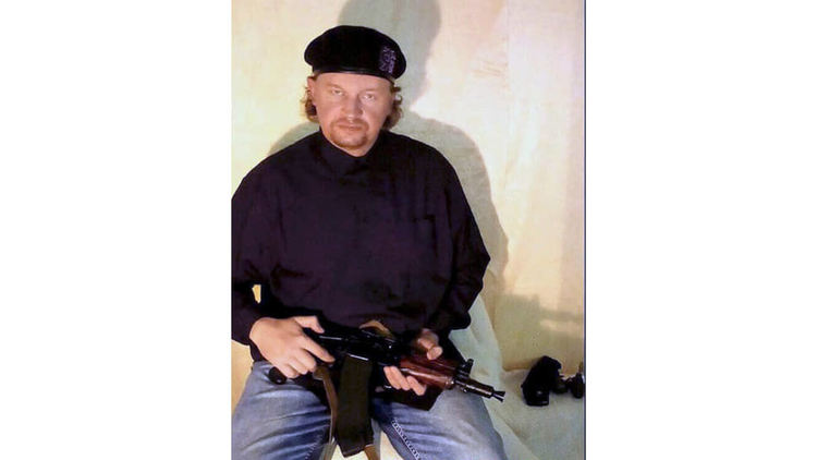 Заложническа драма и самоделни взривни устройства в Украйна 