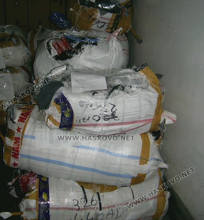 Хиляди стоки ментета спрени на пункта Капитан Андреево