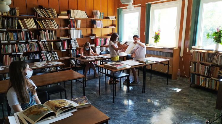 Даниел Русев изнесе урок „Италиански ренесанс“ пред деца в библиотеката