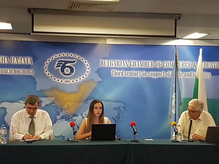 Славейковци участват с иновативни подходи по български език в Ученическия институт при Българската академия на науките