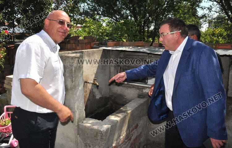 Десет села по поречието на р.Марица вече имат вода, чакат се пробите за още 38