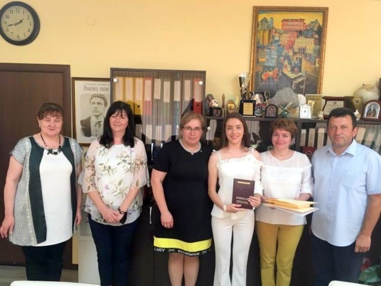 Василена Паричкова от Смолян е пълен отличник и бъдещ архитект, тя е лауреат на отличието "Национална диплома"