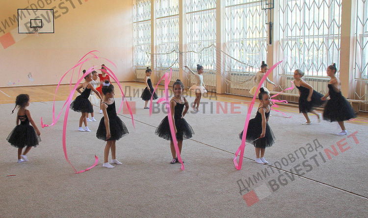 Димитровградските грации заминават за първото си национално състезание за годината