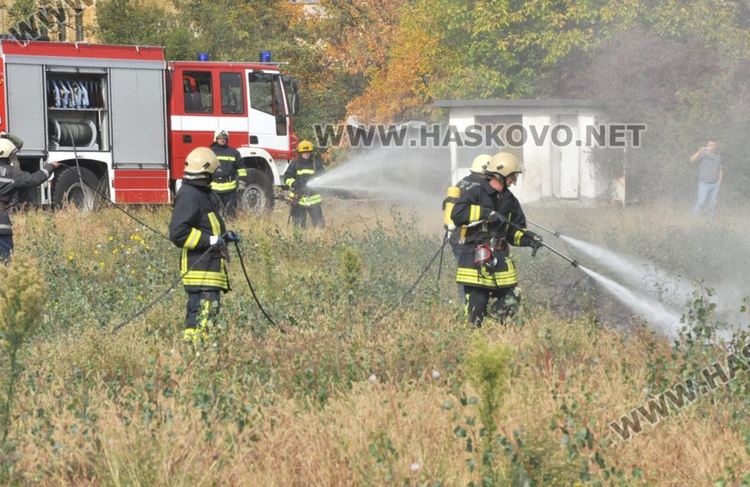 Два големи пожара избухнаха в Хасковска област