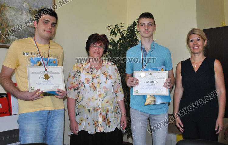 Стоян Малинин, Коля Петрова, Мартин Недев, Гергана Петрова