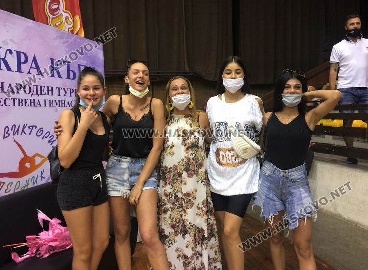 Четири златни медала за „Аида“ от "Кракра къп"