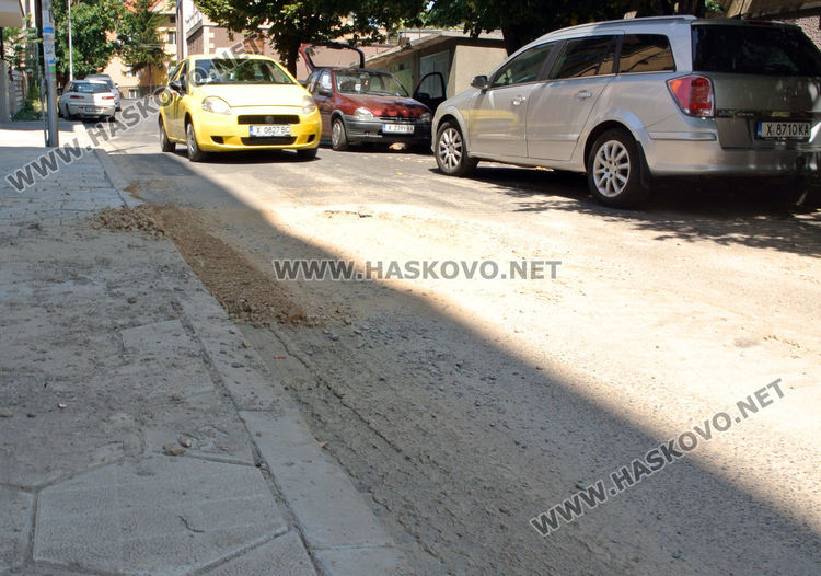 Част от Хасково втори ден без вода заради аварии