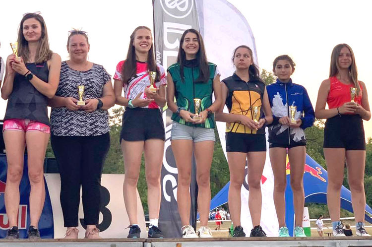 Даяна Попова е победителка в Международните състезания по ориентиране за Купа "България"