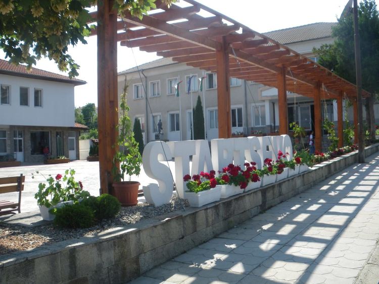 Родопско село стяга летен празник с интернационално меню: френски специалитети, италиански мезета, гръцко узо и родопски изненади