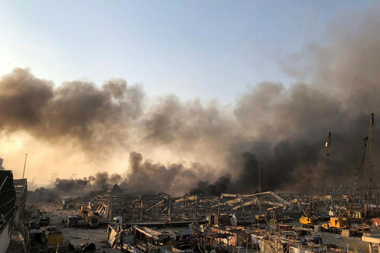 Извънредно положение в Бейрут. 78 убити, 4000 ранени при експлозията (видео)