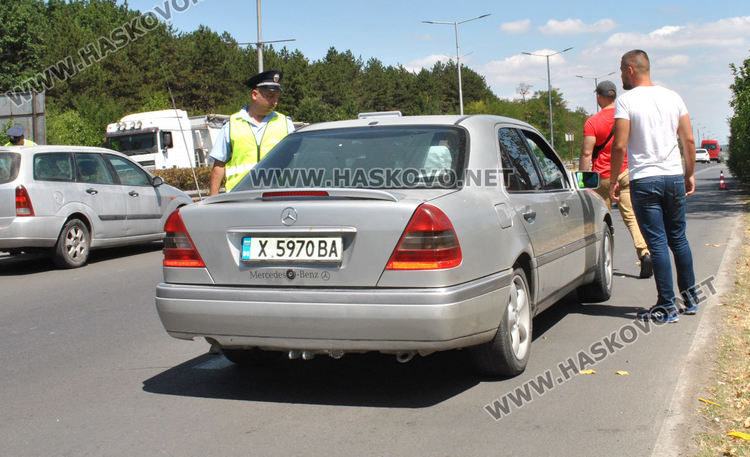Масови полицейски проверки на възлови места в Хасковска област