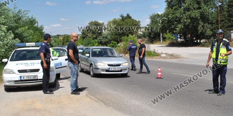 Масови полицейски проверки на възлови места в Хасковска област
