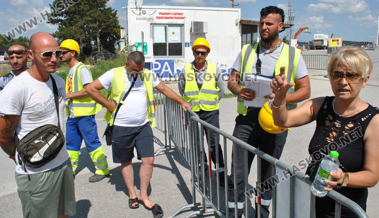 Работници по газопровода България и Гърция три месеца без заплати