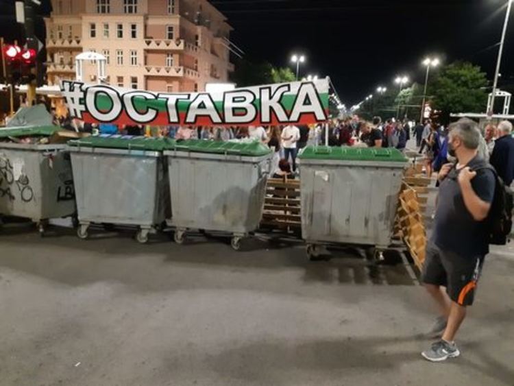 Барикада на Орлов мост