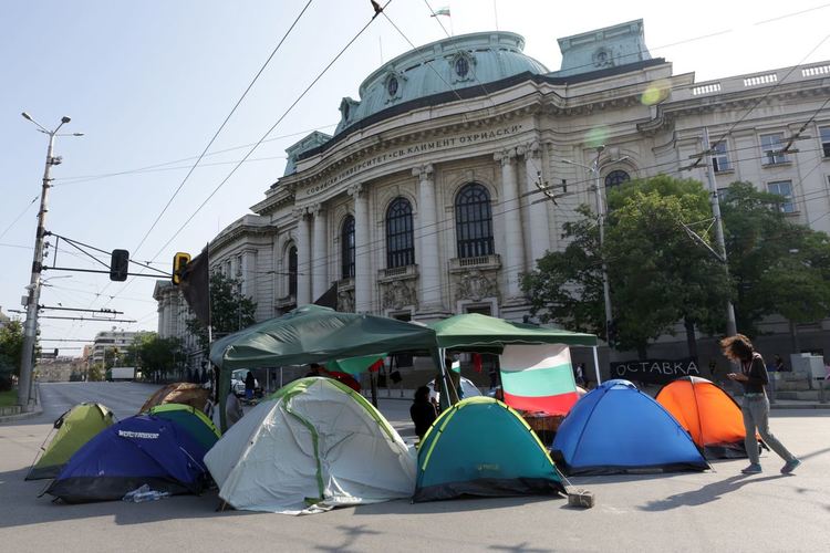Mестят палатките от Софийския университет