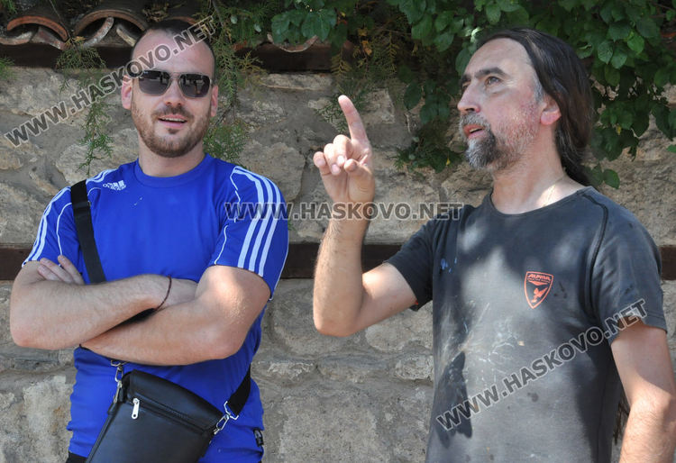 Катедралната църква в Хасково посреща храмовия си празник със стенопис на Успение Богородично